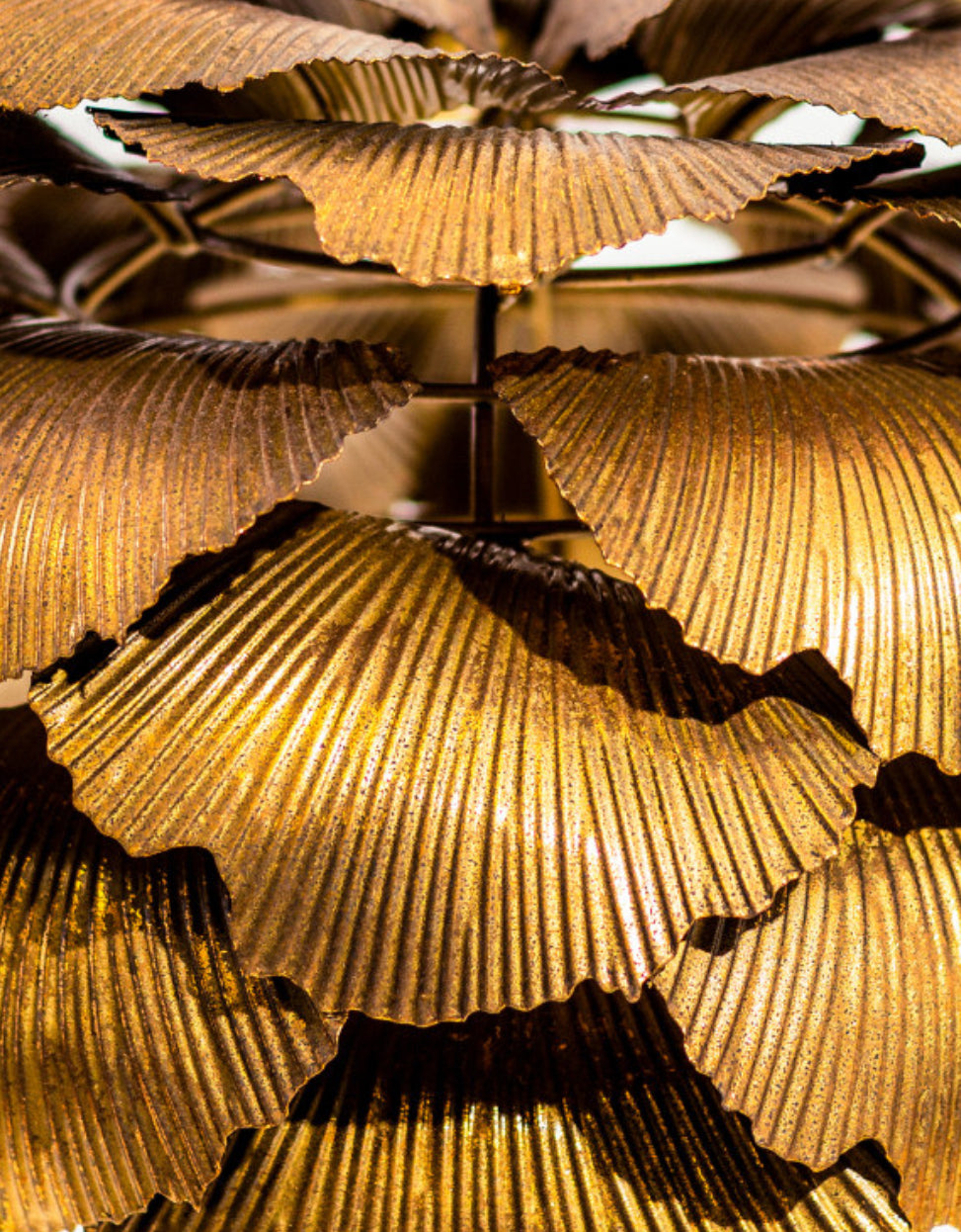 Gingko leaf table lamp