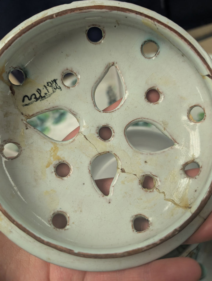 Continental ceramic hors d'oeuvre dish with green floral decoration