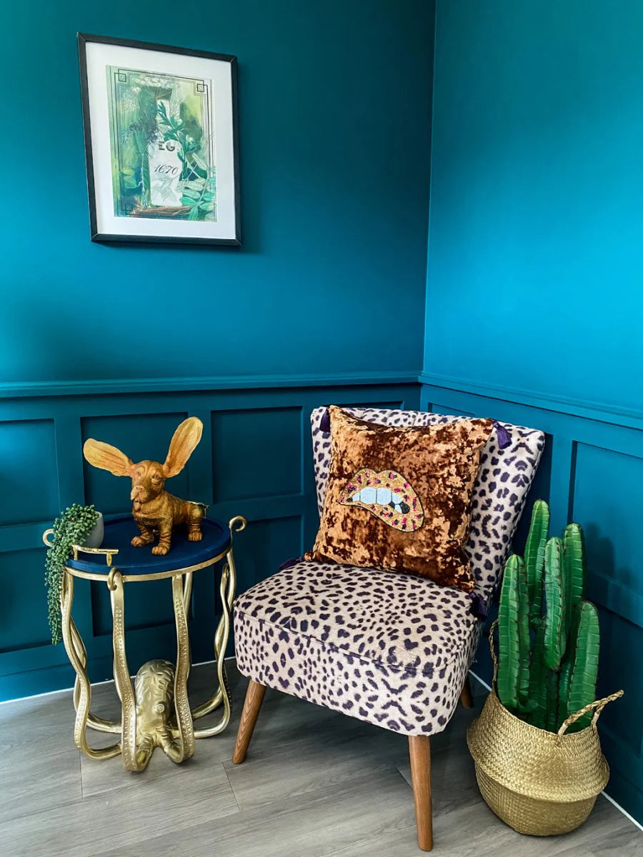 Surprised Basset Dog Statue